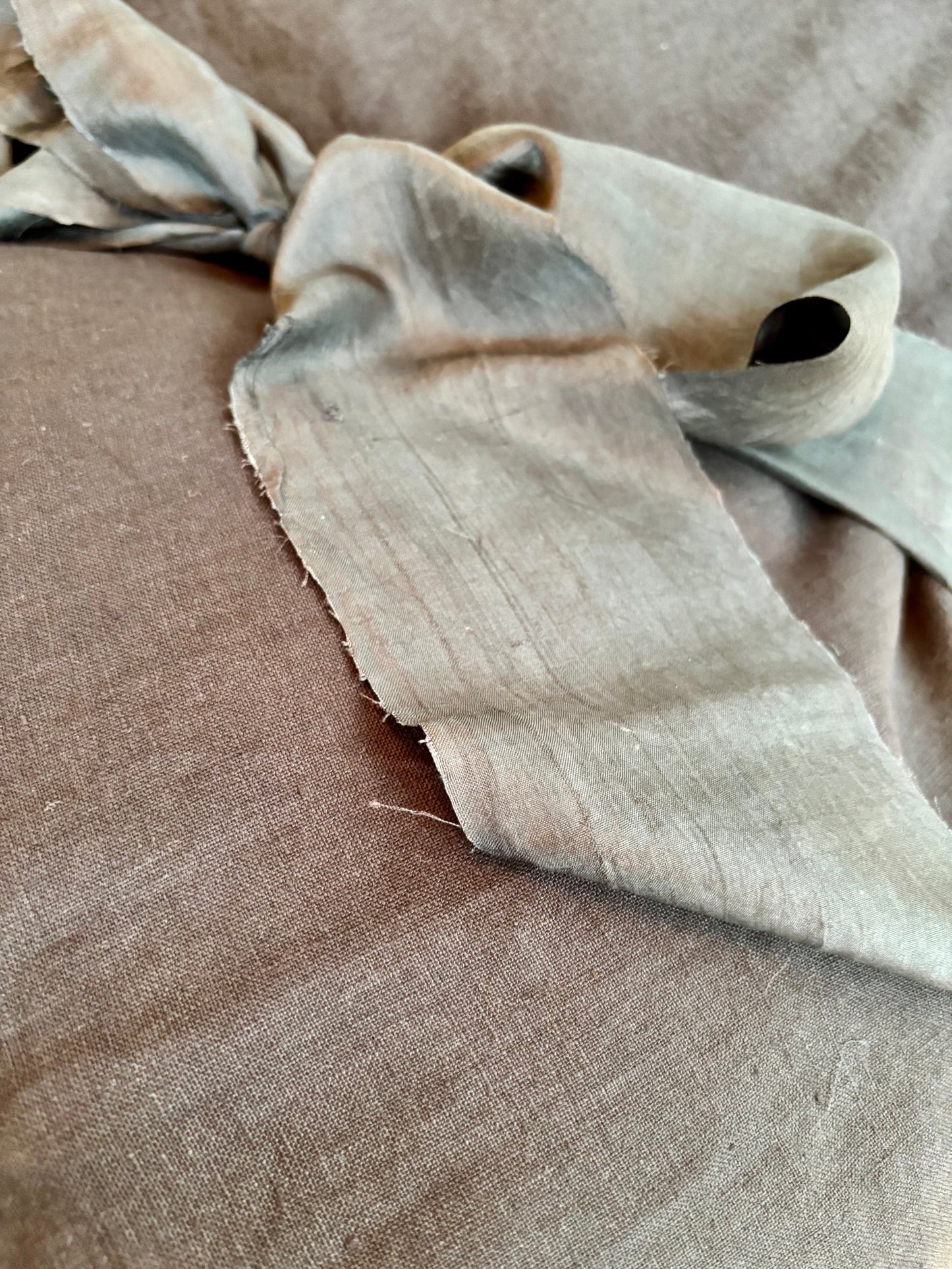 SANCTUM 100% washed linen shroud - BLACK