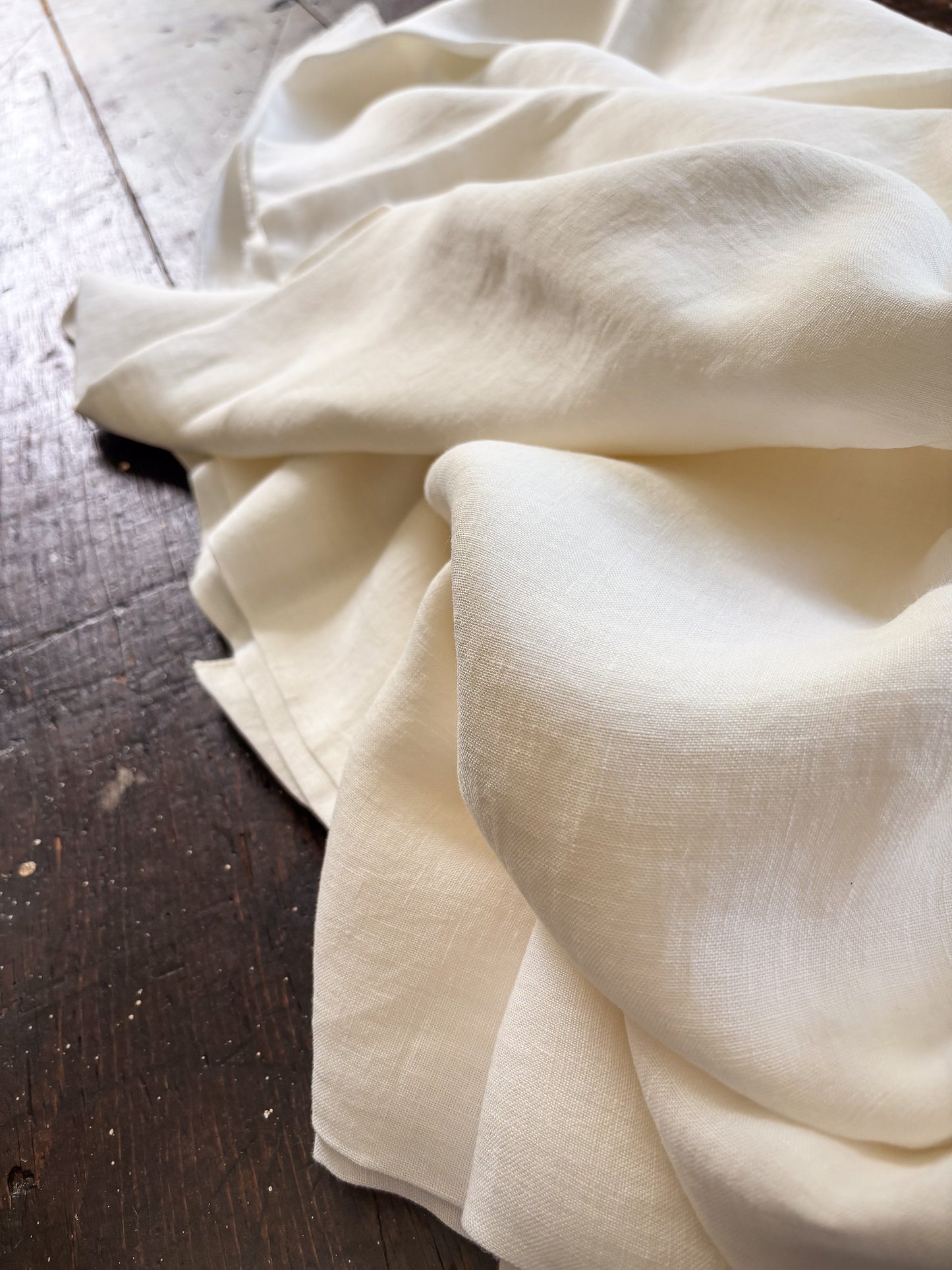 Lino Collection – Cream Floral Linen Burial Shroud | Sanctum Shrouds