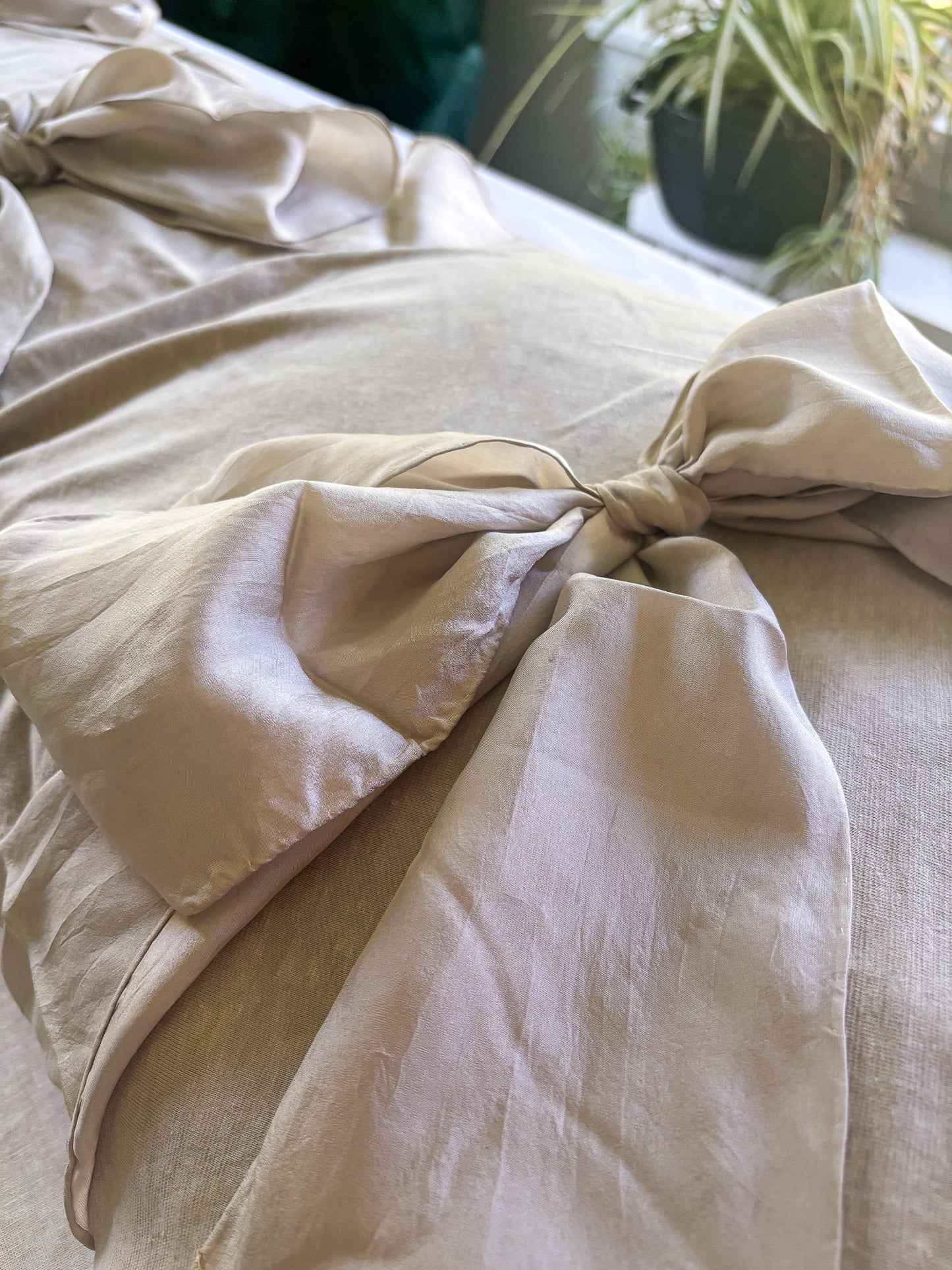 Botanica Collection – Yarrow Leaves Burial Shroud | Sanctum Shrouds