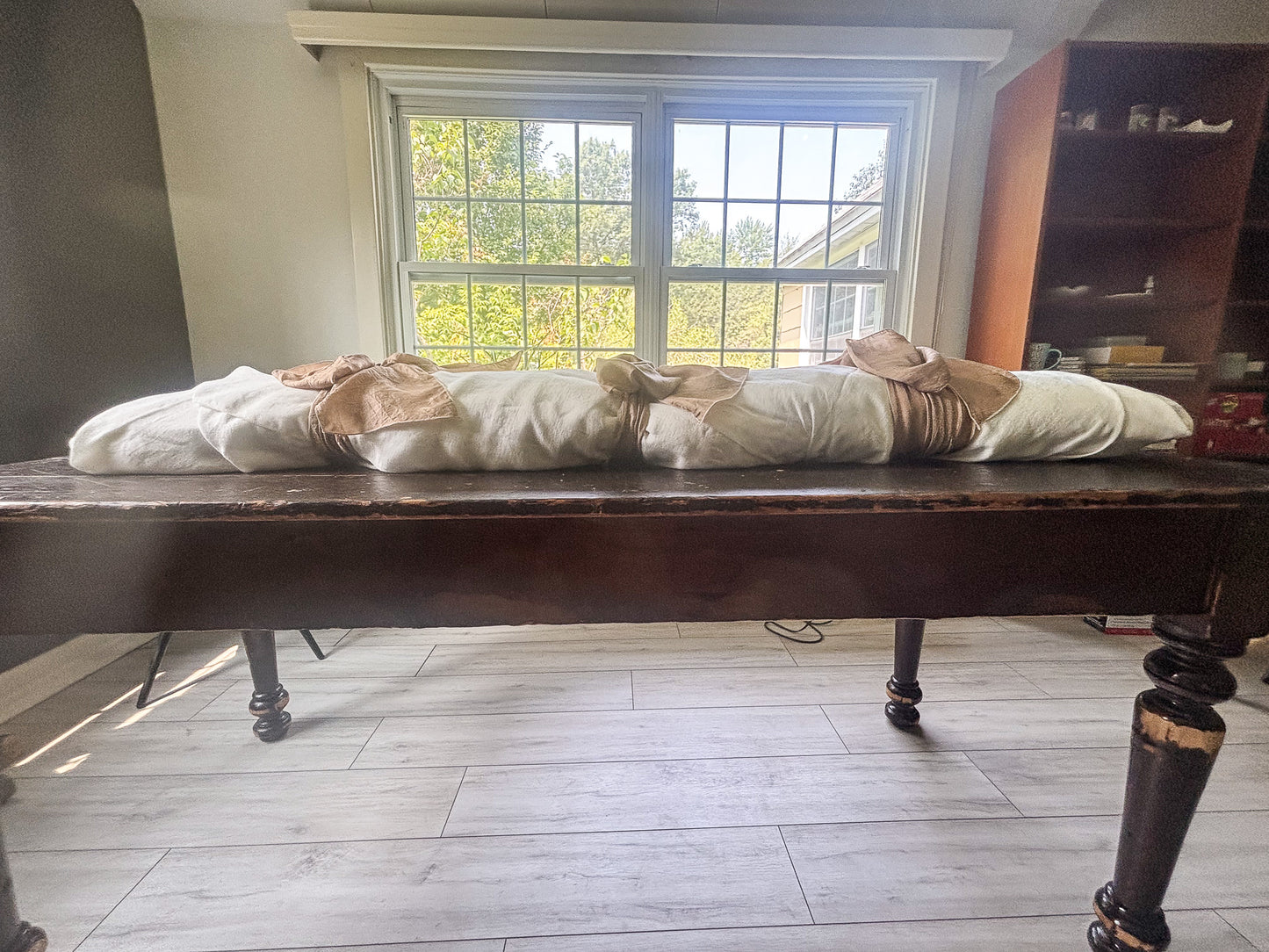 Lino Collection – Cream Rose Linen Burial Shroud | Sanctum Shrouds