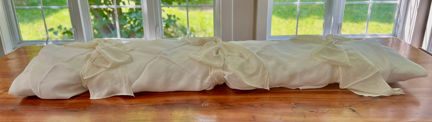 SANCTUM 100% washed linen shroud - Off-white